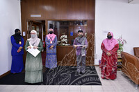 MAJLIS PERSARAAN PUAN ZALEHA BINTI TASRIB DIHADAPAN BILIK DATO KP