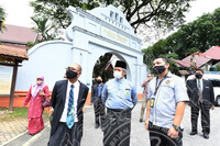SESI WALK ABOUT  KSU KEM.  PELANCONGAN, SENI &  BUDAYA MALAYSIA , DR. YBhg. DATUK WIRA DR. NOOR ZARI BIN HAMAT  SEMPENA PENGOPERASIAN SEMULA MUZIUM NEGARA
