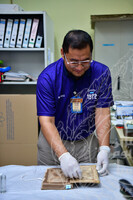 PENDOKUMENTASIAN TEKNIK SINARGAMA KEATAS KOLEKSI BAHAN NADIR JMM DI AGENSI NUKLEAR MALAYSIA