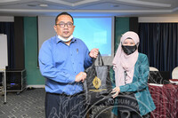 KURSUS STRATEGI PEMASARAN