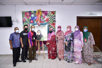 MAJLIS PERSARAAN PUAN ZALEHA BINTI TASRIB DIHADAPAN BILIK DATO KP