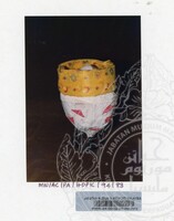 PAMERAN PERHIASAN PAKAIAN KEPALA