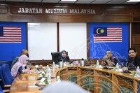 PERBINCANGAN PROGRAM MUZIUM & UITM ART TRIVIUM