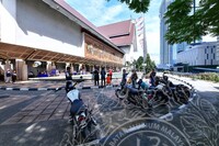 THE SUNBURST MARKETPLACE