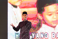 Program Bersempena Pameran Evolusi Baju Seragam Jururawat (Pertandingan Karaoke)