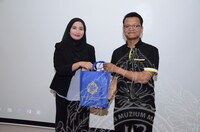 BICARA@ MUZIUM KEPENTINGAN 'UPCYCLE' DHES ALAM FLORA & KLOTH CARES