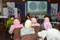 PROGRAM BICARA KURATOR JMM BUKTI MATERIAL BUDAYA DAN BATIK ELA MALAYSIA