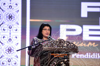 FORUM KURATOR PERDANA