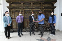 LAWATAN & PERBINCANGAN BAGI TUJUAN PENAMBAHBAIKKAN PENGURUSAN DAN PENGISIAN DALAMAN MUZIUM DI BAWAH KELOLAAN YAYASAN WARISAN JOHOR