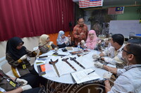 KURSUS MENGENAL SENJATA BERKINSKRIPSI OLEH TENGKU AHMAD RIDHUADIN