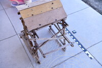 FOTO DOKUMENTASI PENILAIAN AWAL FIZIKAL DAN KONDISI KOLEKSI YANG DISUMBANGKAN KEPADA JMM