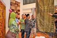 MAJLIS APRESIASI & PERASMIAN PAMERAN SULAIMAN GHANI PENGIAT SENI TEKSTIL MALAYSIA