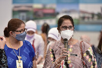 PROGRAM SEMPENA PAMERAN EVOLUSI BAJU JURUWAT