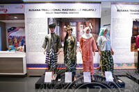 MAJLIS PERASMIAN WARNA-WARNI BUSANA MALAYSIA ANJURAN JABATAN MUZIUM MALAYSIA & PARADIGM MALL