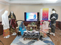 BICARA ATAS TALIAN  (BAJU KURUNG) BUSANA SEPANJANG ZAMAN