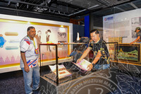 KERJA -KERJA PERSIAPAN PAMERAN SEMANGAT ASEAN GALERI 2