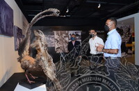 LAWATAN YB TUAN WONG HON WAI APB. BENDERA