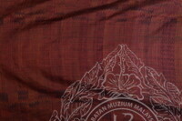 PENDOKUMENTASIAN KOLEKSI TEKSTIL BAGI PAMERAN ASEAN