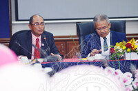 LAWATAN KERJA YBhg. DATO DR.NOOR ZARI BIN HAMAT KE JABATAN MUZIUM MALAYSIA (ALBUM 1)