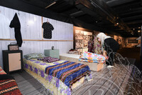 MEMBUKA PAMERAN 100 PAMERAN