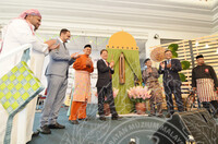 PERASMIAN PAMERAN ALHARAMAIN  DAN MAJLIS  RAMAH MESRA BERSAMA PENGGIAT INDUSTRI PELANCONGAN