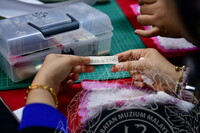 BENGKEL PENGURUSAN KOLEKSI MUZIUM, KETERANGKUMAN ASPEK KURATORIAL DLM PENGURUSAN KOLEKSI BUSANA TRADISIONAL