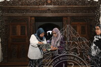 MENJALANKAN KAJIAN PENYELIDIKAN KEARIFAN TEMPATAN SENI PERTUKANGAN KRAF LOGAM TEMBAGA TERENGGANU