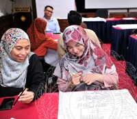 BENGKEL PENGURUSAN DAN PENYEDIAAN PAMERAN PERINGKAT PERTENGAHAN