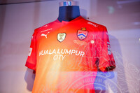 PANEL BY PANEL PAMERAN 100 TAHUN (1921-2021) TROFI HMS MALAYA