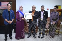 MAJLIS PERSARAAN PUAN AIDA BAHAGIAN KOLEKSI