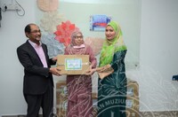 SUMBANGAN BEKALAN MAKANAN ASAS OLEH KP JMM DI LOBI BHG PENGURUSAN ANJURAN WARIS & SURAU AL-FALAH