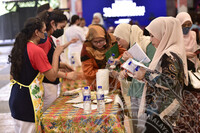 PROGRAM SEMPENA PAMERAN EVOLUSI BAJU JURUWAT