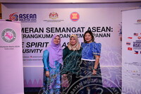 LAWATAN RASMI DARI ASEAN LADIES CIRCLE KE PAMERAN SEMANGAT ASEAN DI GALERI 2, JMM