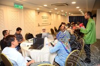 BENGKEL SEKTOR PERMUZIUMAN