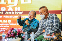 BICARA DAN MUZIUM  MELAYU TIMUR TENGAH ( MENELUSURI MELAYU DI BUMI ANBIYA)