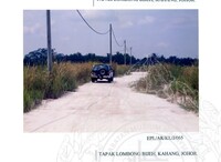 PENYELIDIKAN SURVEI ARKEOLOGI PERTUKAAN DAN EXPLORASI AWAL KOTA PURBA, LINGGIU, KOTA TINGGI JOHOR, PADA 04.08.2005,