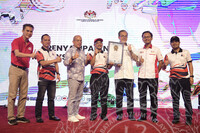 SAMBUTAN 60 TAHUN MUZIUM NEGARA - MALAYSIA BOOK OF RECORD MOST OKU STUDENT MAKING HANDCRAFT FROM RECYCLE MATERIAL