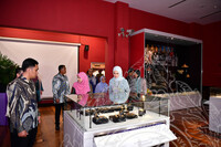 MAJLIS PERASMIAN PAMERAN RAHSIA KEBAYA DI MUZIUM TEKSTIL NEGARA DISEMPURNAKAN OLEH TENGKU PERMAISURI SELANGOR, DYMM TENGKU PERMAISURI HAJAH NORASHIKIN (ALBUM 1)