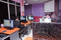 PROGRAM BICARA KURATOR