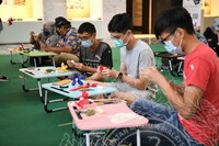 BENGKEL MEMBUAT BUNGA TELUR