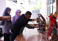 PENGAMBILAN KOLEKSI DI RUMAH DS NAZRI BIN ABD.AZIZ