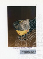 PAMERAN PERHIASAN PAKAIAN KEPALA