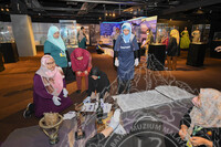 MEMBUKA PAMERAN 100 PAMERAN