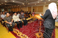 BICARA PENDIDIK EVOLUSI PERLEMBAGAAN NEGERI