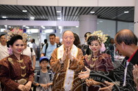 KETIBAAN DELEGASI DARI CHINA DI KLIA