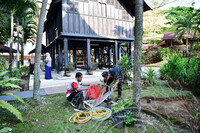 GOTONG ROYONG BUBUR LAMBUK DI SURAU AL- FALAH