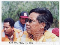 SURVEI KAWASAN SEKITAR TASIK CHINI DAN PENEMPATAN PENDUDUK ORANG ASLI YANG MENGHUNI SEKITAR KAWASANNYA PADA 27 OKTOBER 2002