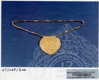 Perhiasan Diri Caping