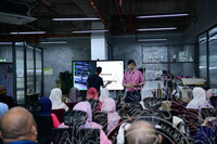 BENGKEL PENERBITAN DAN PERCETAKAN PERINGKAT PERTENGAHAN DI BILIK PERSIDANGAN JMM