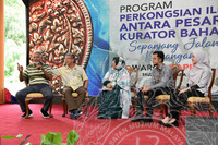 PROGRAM PERKONGSIAN ILMU ANTARA PESARA DAN KURATOR BAHARU JMM BERTEMAKAN SEPANJANG JALAN KENANGAN WARGA CAPING MUZIUM NEGARA